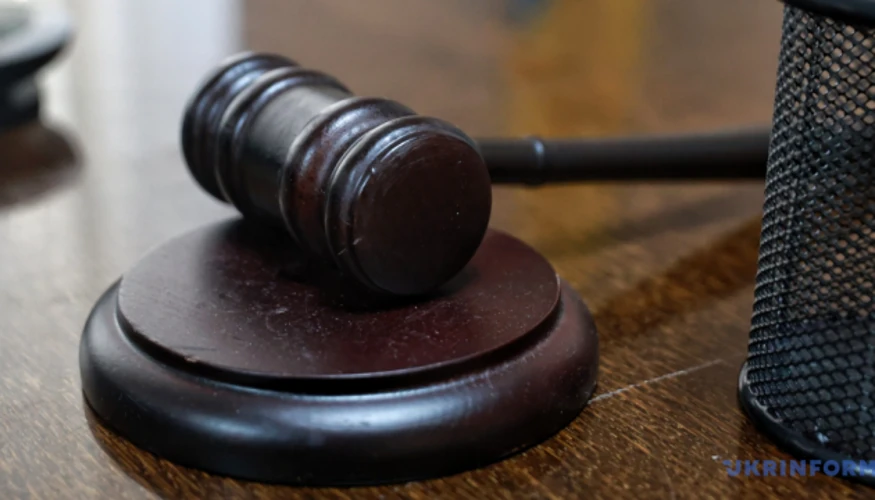 Зала суду під час обрання запобіжного заходу військовому Алієву Т. В., підозрюваному у підкиданні наркотиків екскомбату